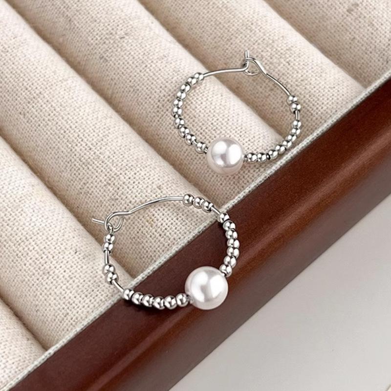 

Simple Pearl Earrings Female Sense of Senior Sense of Light Luxury Earrings Hundred with Non-colour-flopping Fashionable and Versatile Earrings