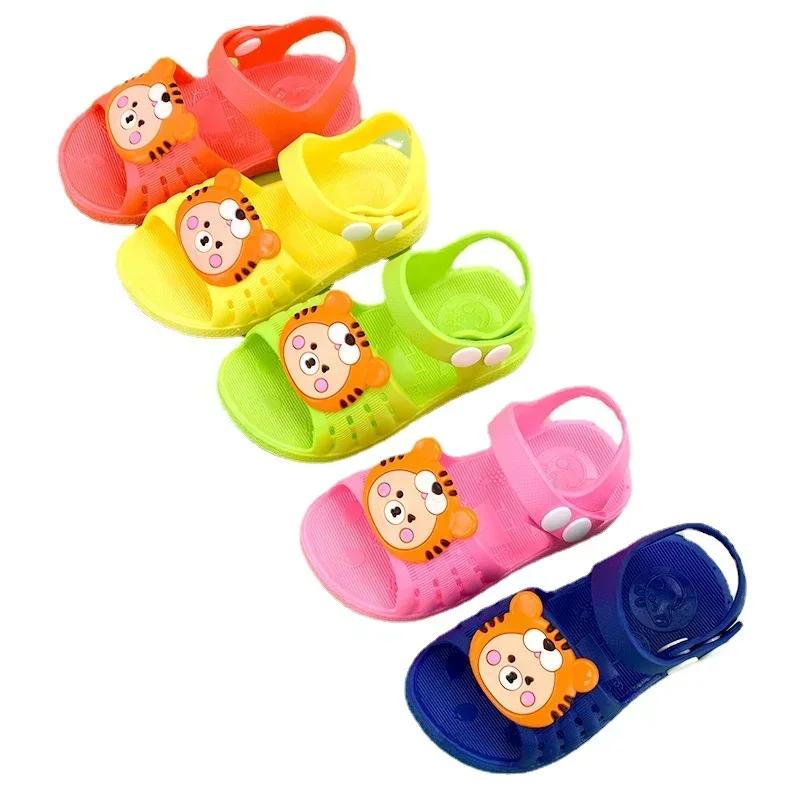 Baby Girls Shoes Hole Sandals 2025 New Children‘s Shoes Beach Indoor Cute Non-slip Soft Bottom Sandals Kids Sandals