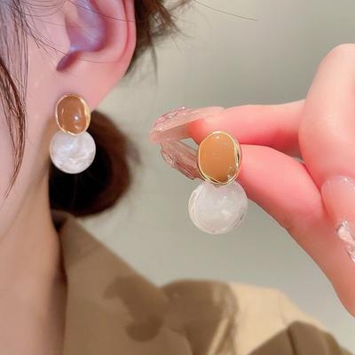 Coffee Enamel Irregular Round Pendant Earring for Women Korean Geometry New Fashion Party Jewelry Girl Gift