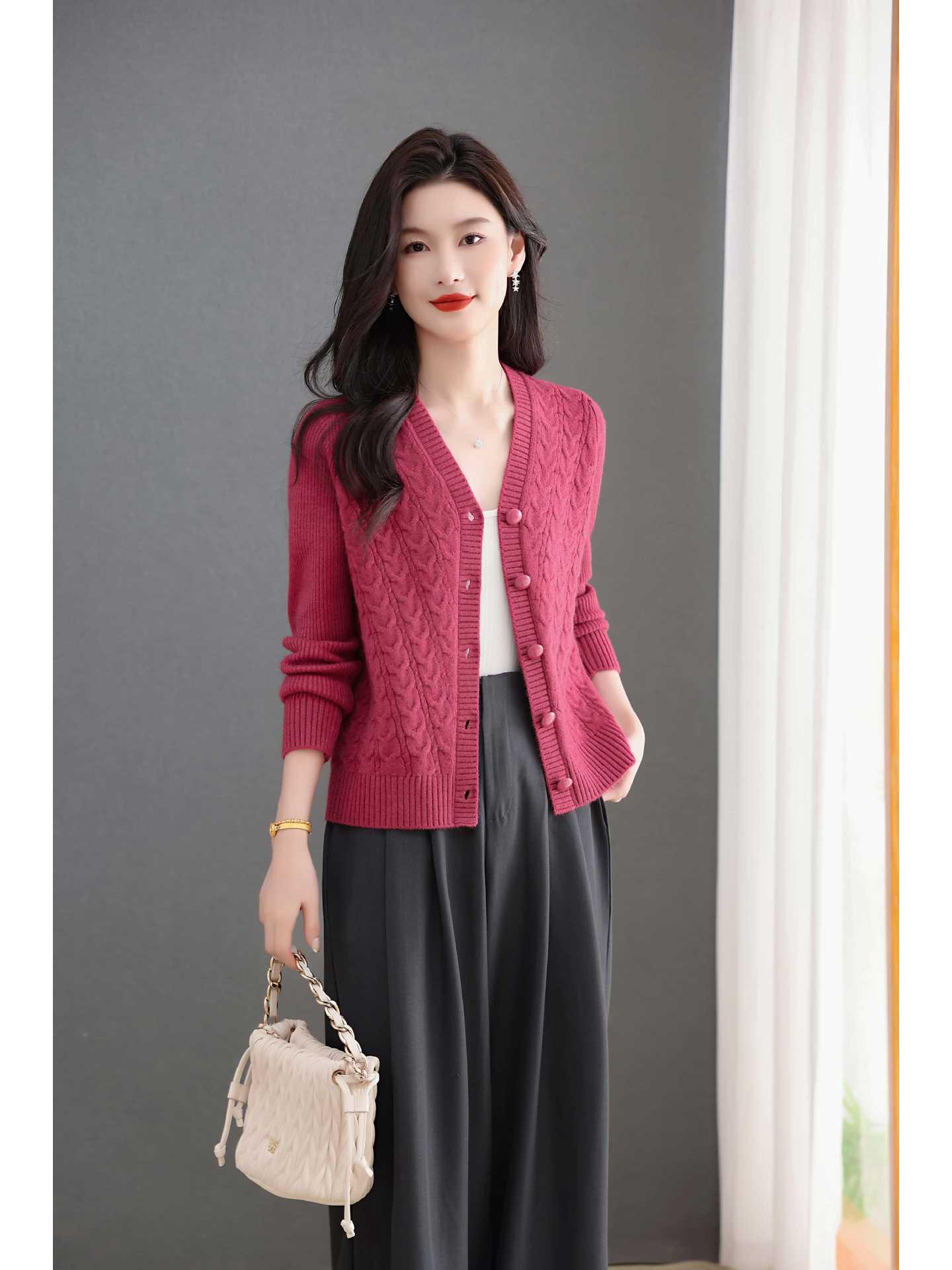 

Women s Elegant Wool Cardigan - Versatile Spring & Autumn Slimming Knitwear Sweater Medium