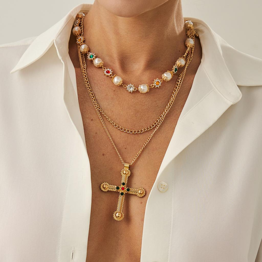 Personalized Diamond-Set Cross Stacked Necklace Female, Sweet And Cool Love Gemstone Imitation Pearl Chain Necklace