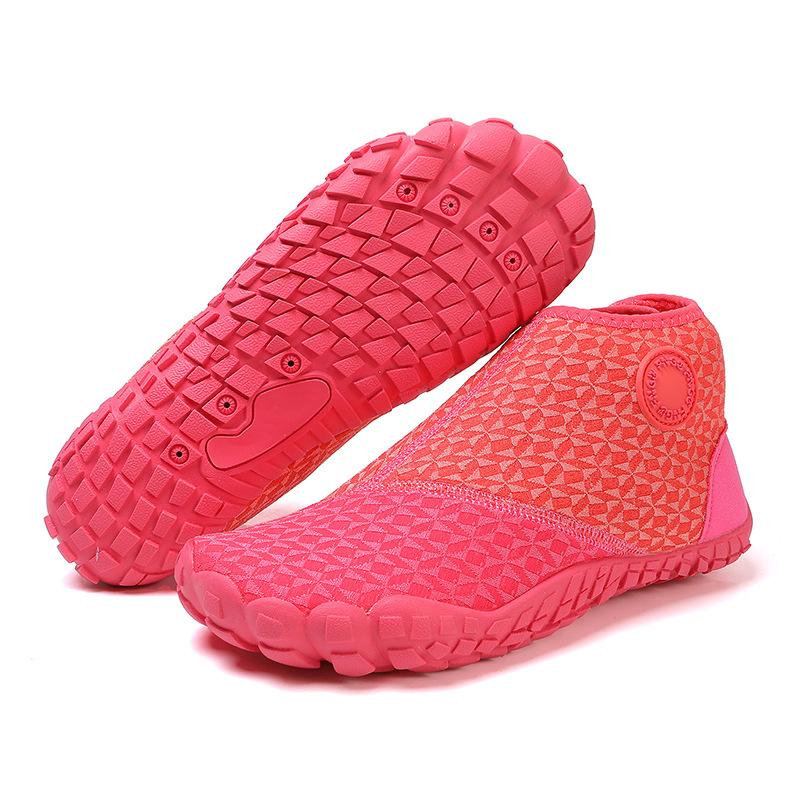 New-style river-tracking shoes for couples Outdoor sports wading shoes Lightweight quick-dry sandals Hiking and mountaineering five-finger shoes