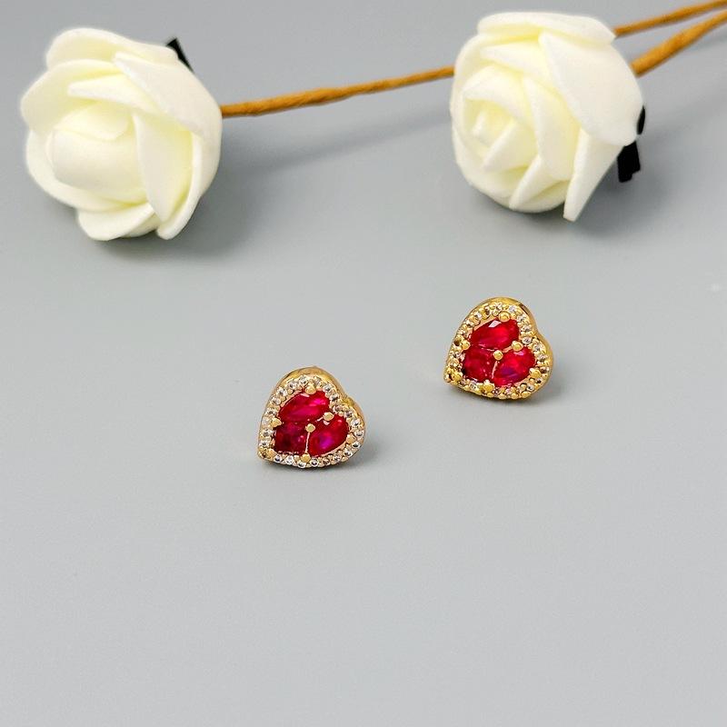 

Trendy And Fashionable Stud Earrings, High-End Full Of Diamonds, Zircon Love Earrings.