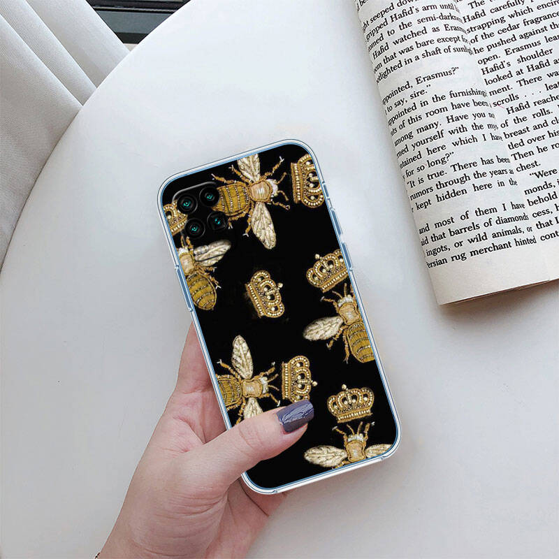 MH20 Bees Cartoon Case for Motorola E7 G6 G7 G8 G9 Plus Power Play G10 G20 G04 E30 E40 E22 E20 E13 E15 G22 G23 G05 G75 G35 G55