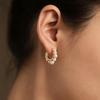 European and American personalized light luxury exquisite pearl circle earrings retro elegant Shu Xiaoxiangfeng design earrings