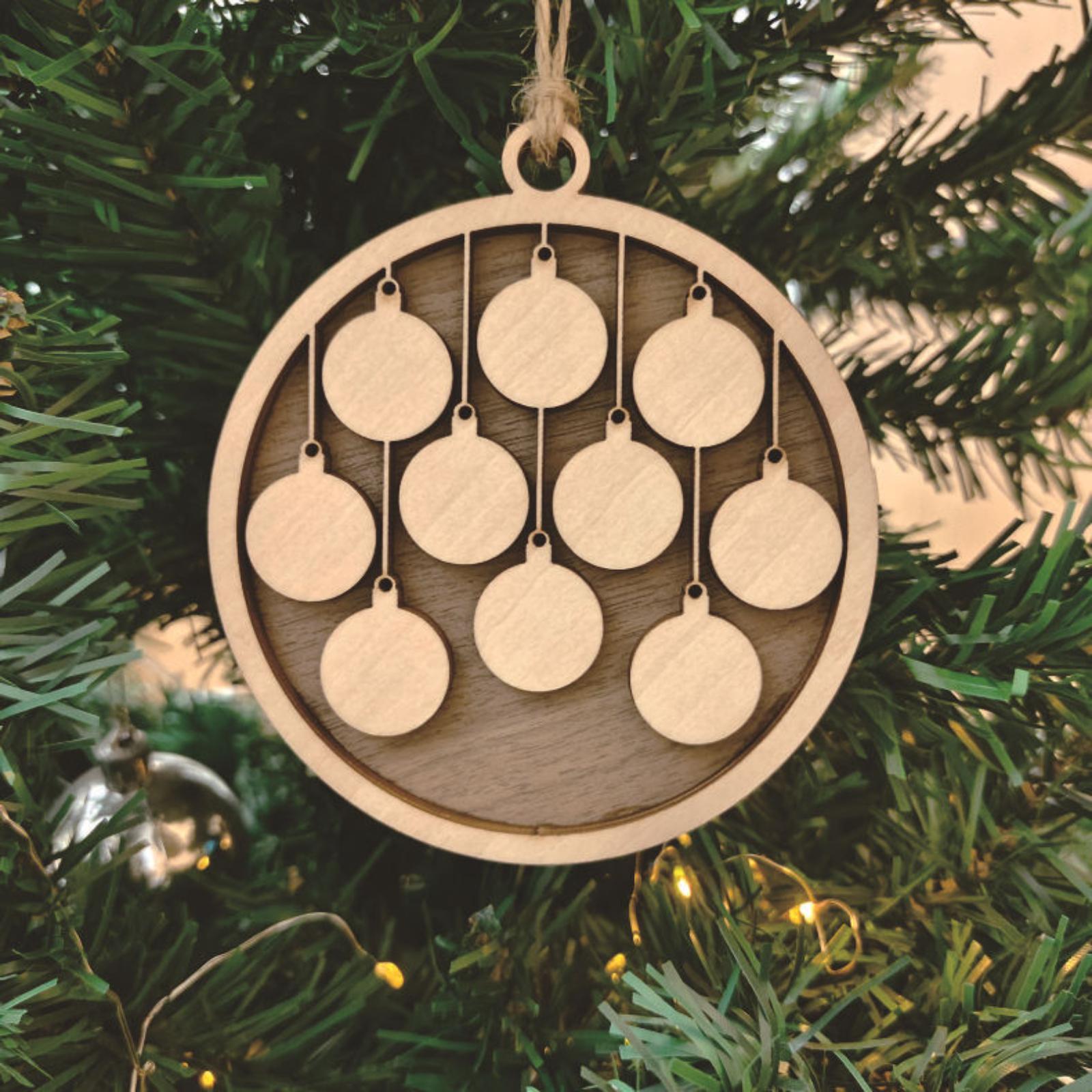 

Christmas ReindeerWooden Tag Bow Christmas Tree Decoration One Size