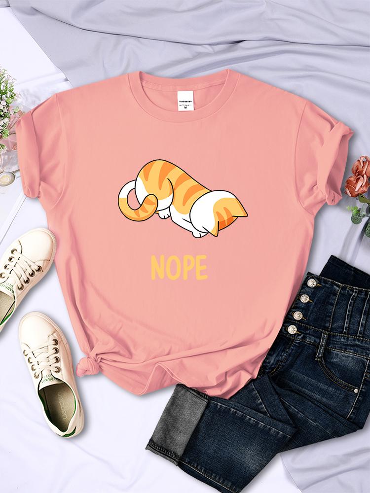 The little orange cat bows his head and refuses Printed T-Shirts Women Funny Cartoons Short Sleeves Soft Summer T Shirt Female