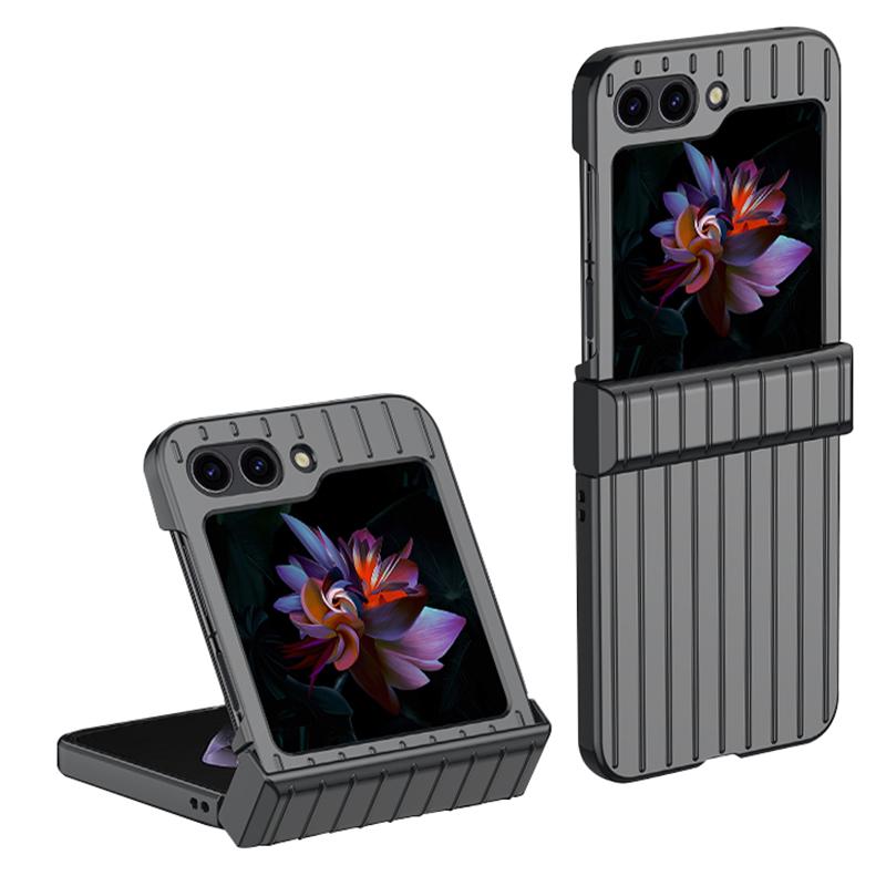 

For Samsung Galaxy Z Flip5 5G Shockproof Case Striped Design Phone Case Anti-Fall Hard PC Cover Black
