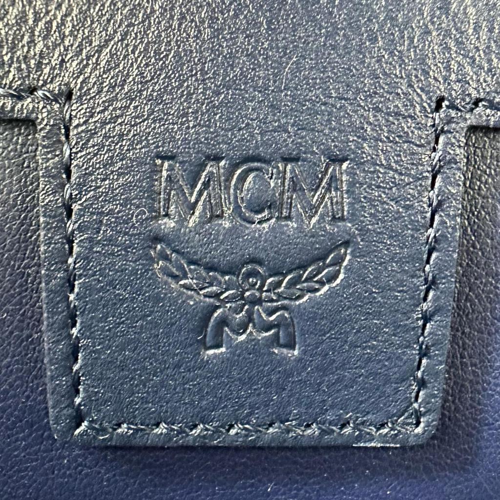 MCM Stark Sidestuds Visetos MMK65VE37WT001 Backpack Â· Daypack white unisex Small size used