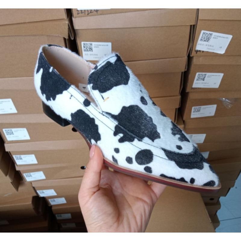 Designer Cow Pattern Pointed Toe Casual Flat Loafers Women Boat Shoes Shallow Single Shoes Boat Shoes Plus Size 43