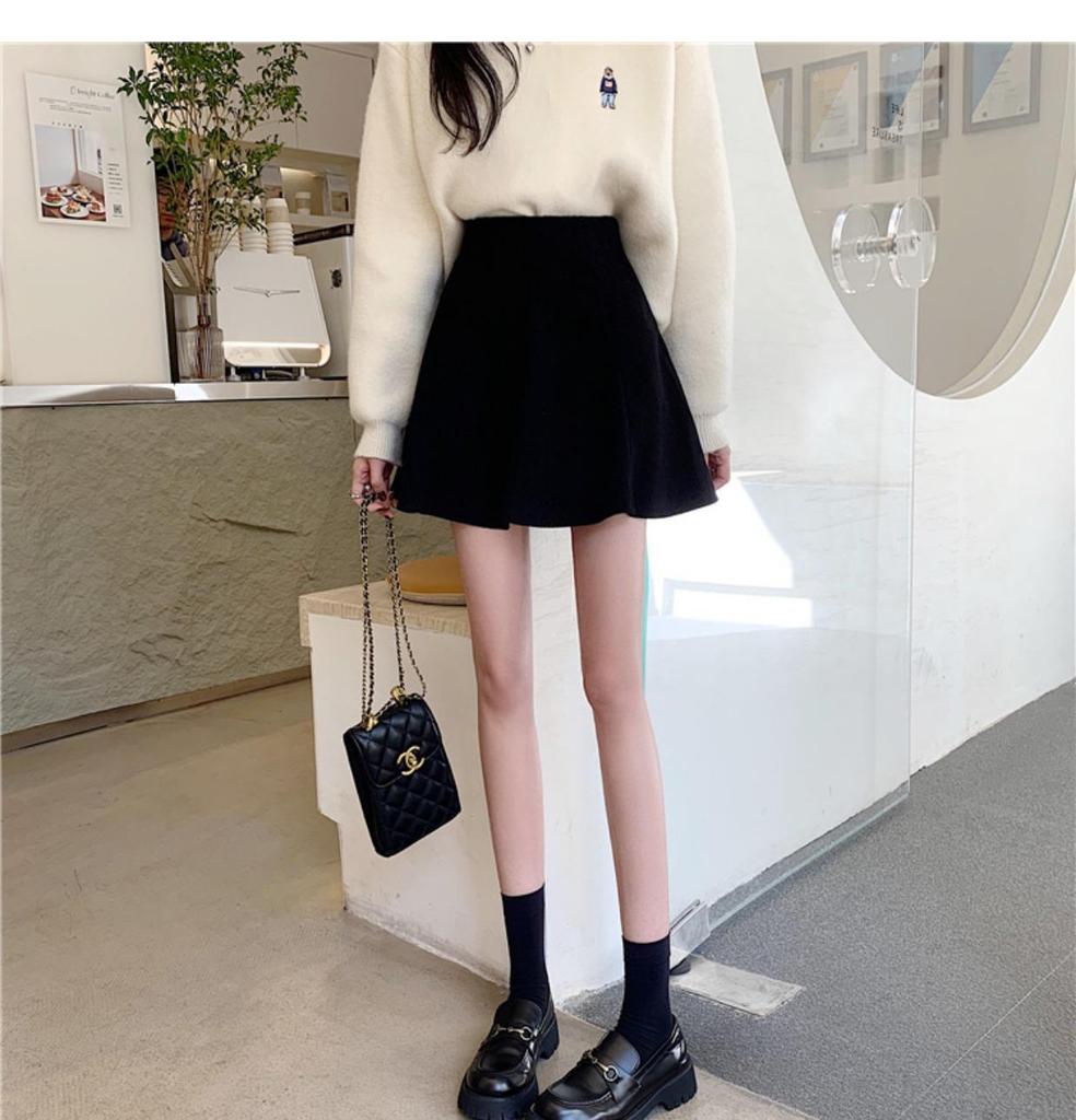 Koreanischer Stil A-Linien Minirock aus Cord mit hoher Taille für Herbst/Winter 2023