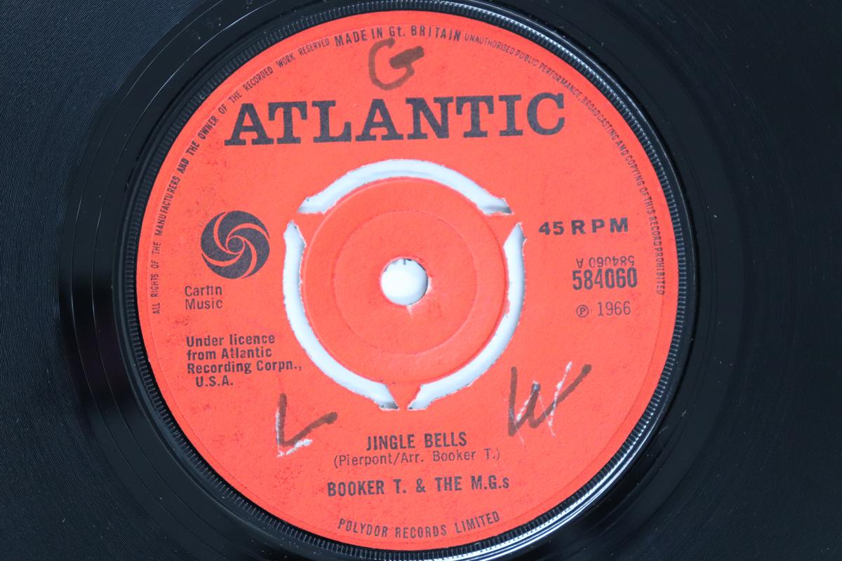

7inch Record BOOKER T & THE MG S - Jingle Bells 584060 Atlantic 1966 UK Soul/Funk Used