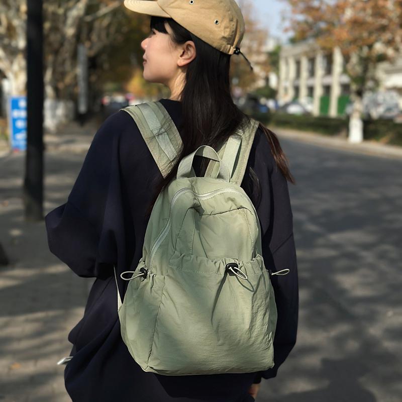 Solid Color Pleated Backpack Men's Lightweight Travel Small Backpack Women's School Bag