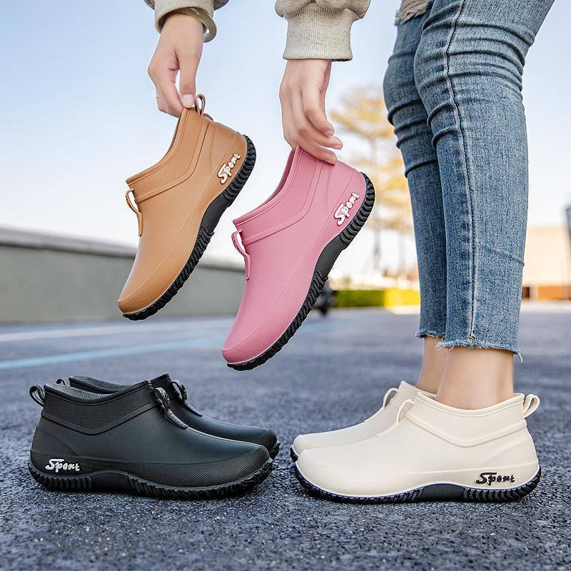 Women's Waterproof Non-Slip Low-Top Rain Boots, Thick-Soled Wear-Resistant Rubber Shoes for Camping & Kitchen.