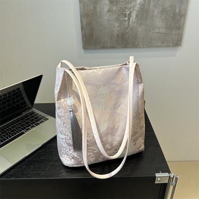 New Chinese Handbag New Beautiful Crossbody Bag for Women's Personalized Casual Ladies Hand-held Texture Bucket Bag