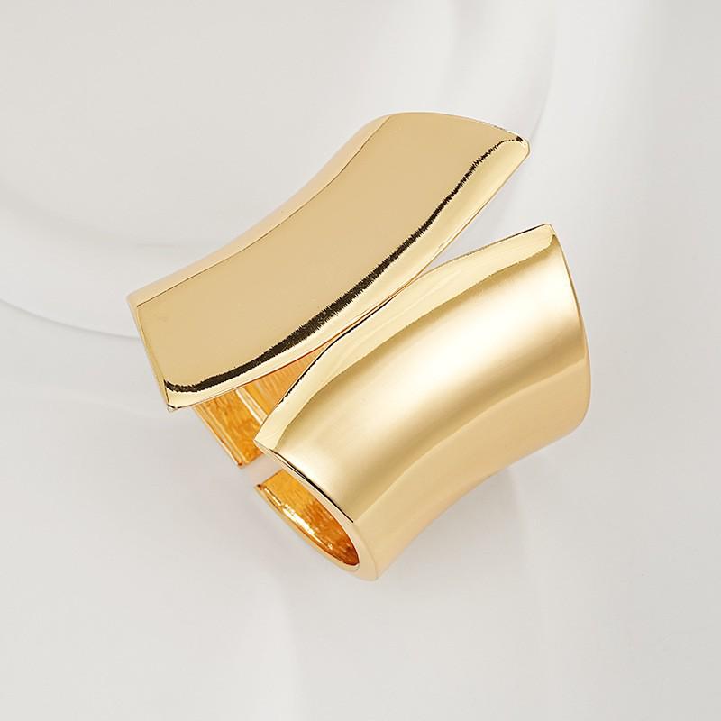 Interlocking Ring Open Bangle - European & American Light Luxury Design for Women