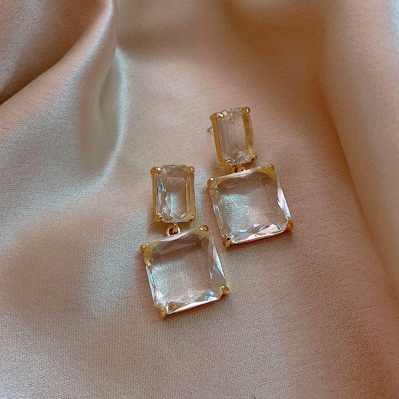 French Fashion Asymmetrical Square Ice Cube Texture Earrings, Earrings Contrasting Color Transparent Three-dimensional Studs, High-end Earrings