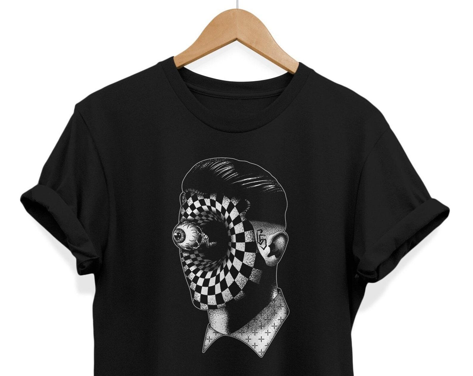 Abstract Face Art T-shirt: Weirdcore Optical Illusion Graphic Tee S