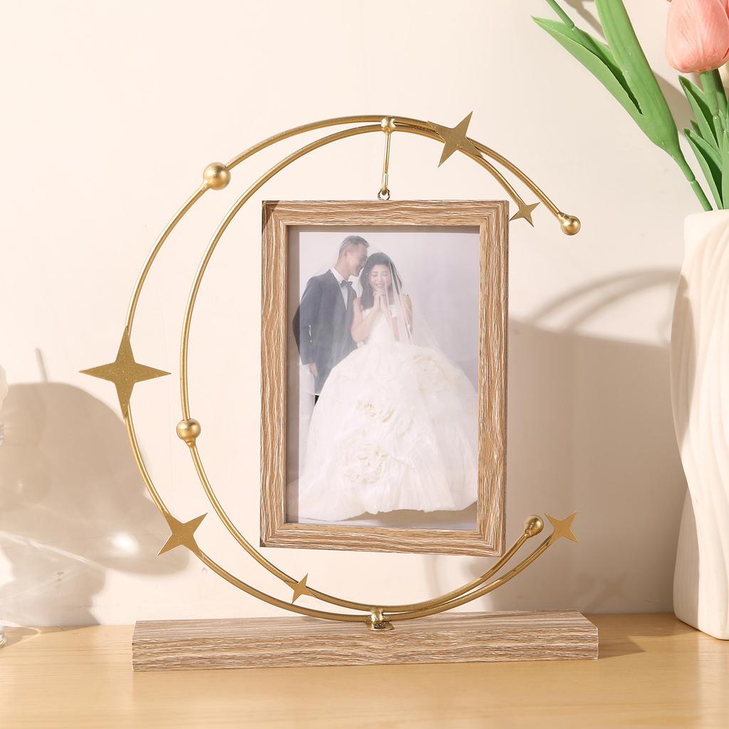 6-inch Wrought Iron Photo Frame Hollow Pull-out Design Metal Frame for Home Bedroom Desk Decoration Personal Photo Decoration
