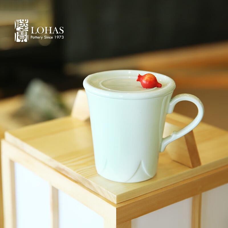 

Lubao Pomegranate Yingqing Celadon Lidded Tea Cup
