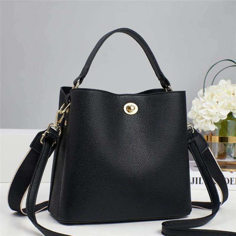 

Fashion trendy shoulder bag Korean version of simple personalized women s bag new bag versatile messenger large bag handbag чёрный