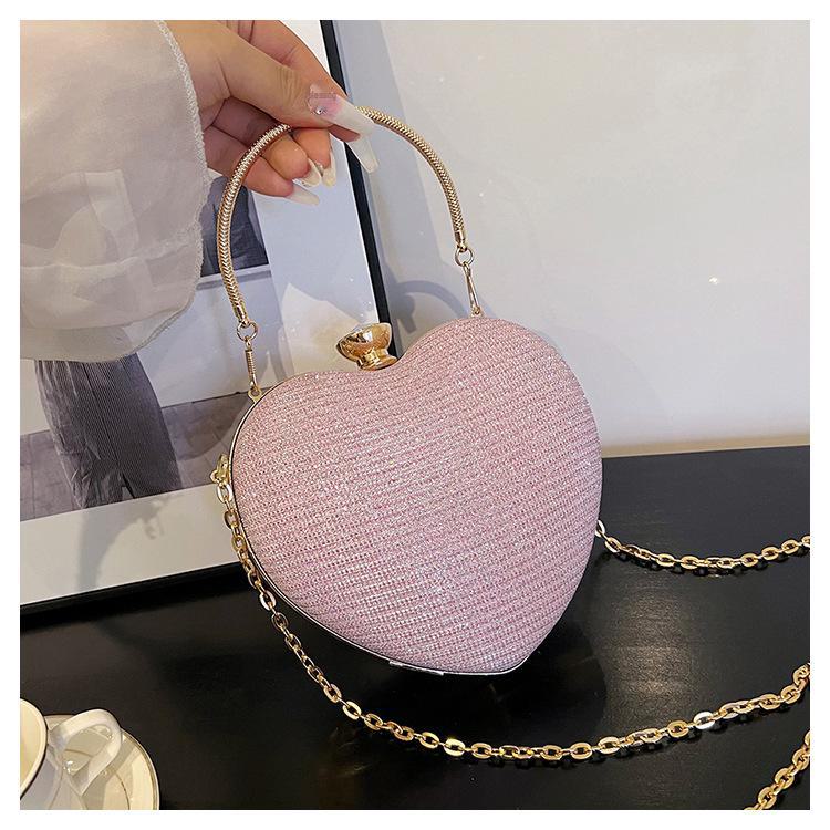 Elegante herzförmige Abendtasche mit Kette – vielseitiges und stilvolles Design
