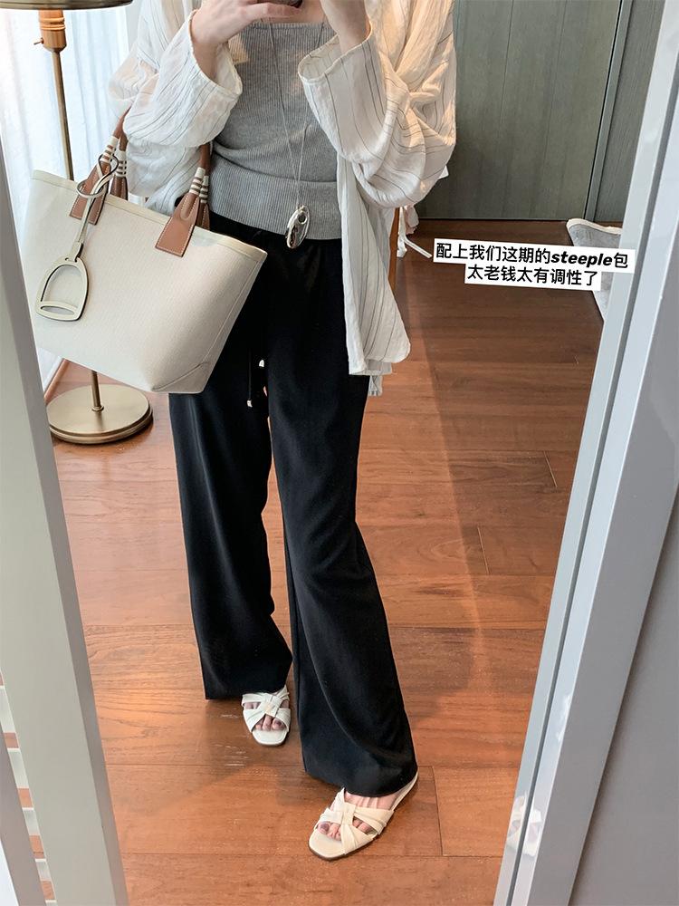 Sheepskin version Su Yinyin pursues comfort square head wrinkled and twisted flat-bottomed beach slippers women s sandals outside summer 40 5996₽