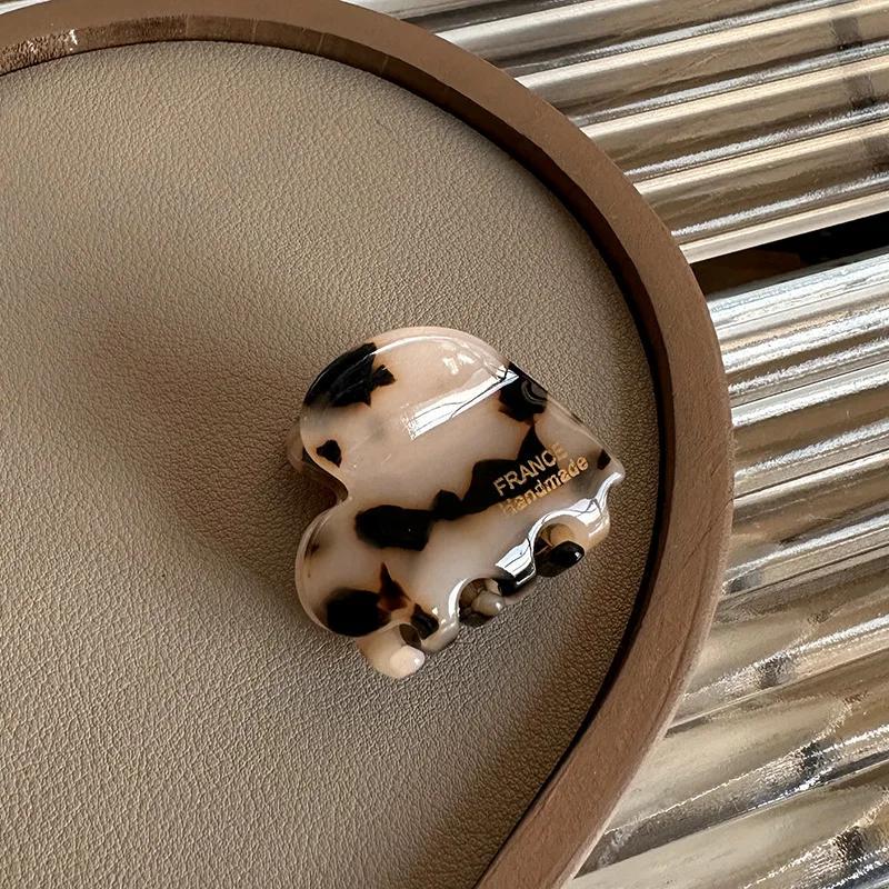 3.5cm Small Hairclaw Acetate Hair Crabs for Girls Cute Heart Shaped Hairclips Women Hair Accessories Hair Pins and Clips