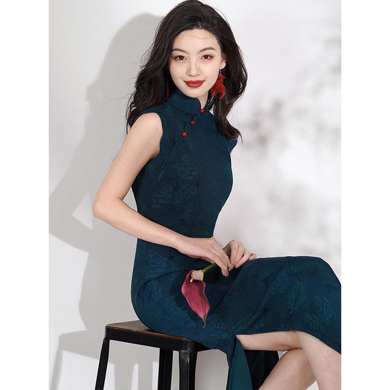 Ultragreen | 1011 New | Navy blue white literary book aroma national style ancient petal collar high-end cheongsam