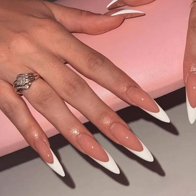 Milky White Simple Sweet Versatile Removable Manicure 24 Pieces Press On Nails