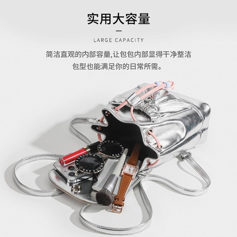 New Fashion Versatile Korean Version Solid Color Women's Bag Simple Casual Outdoor Ins Light Luxury Small Fragrant Backpack
