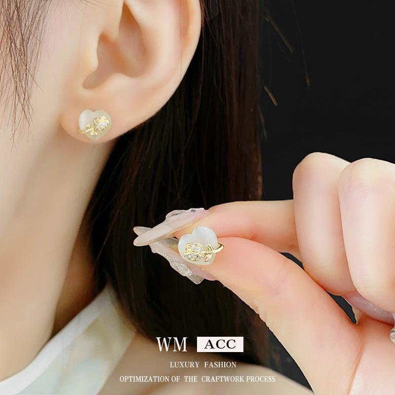 

Love cat s eye flower bouquet earrings high-end luxury earrings elegant commuter earrings