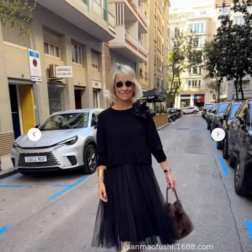 Women's Light Gray Short Sleeve Top and Chiffon Skirt Two Piece Set Casual Outfit