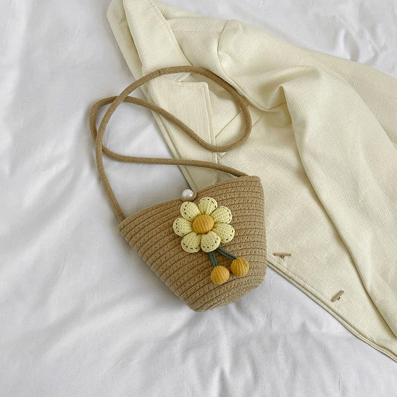 This Year's Popular Fashion Small Bag Women's 2025 New Summer Woven Bucket Bag Simple Foreign Style Messenger Bag Casual