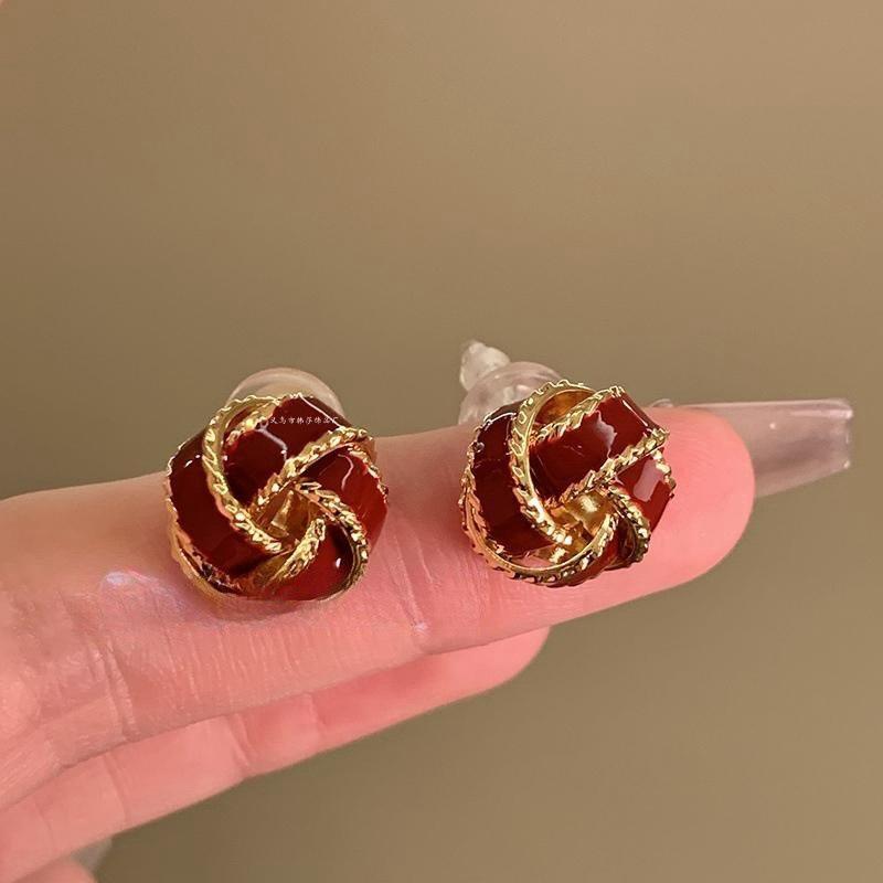 Silver Needle Red Rhombus Earrings - Light Luxury, High-End Fashion, Versatile Design, Simple and Niche Ear Hoops.