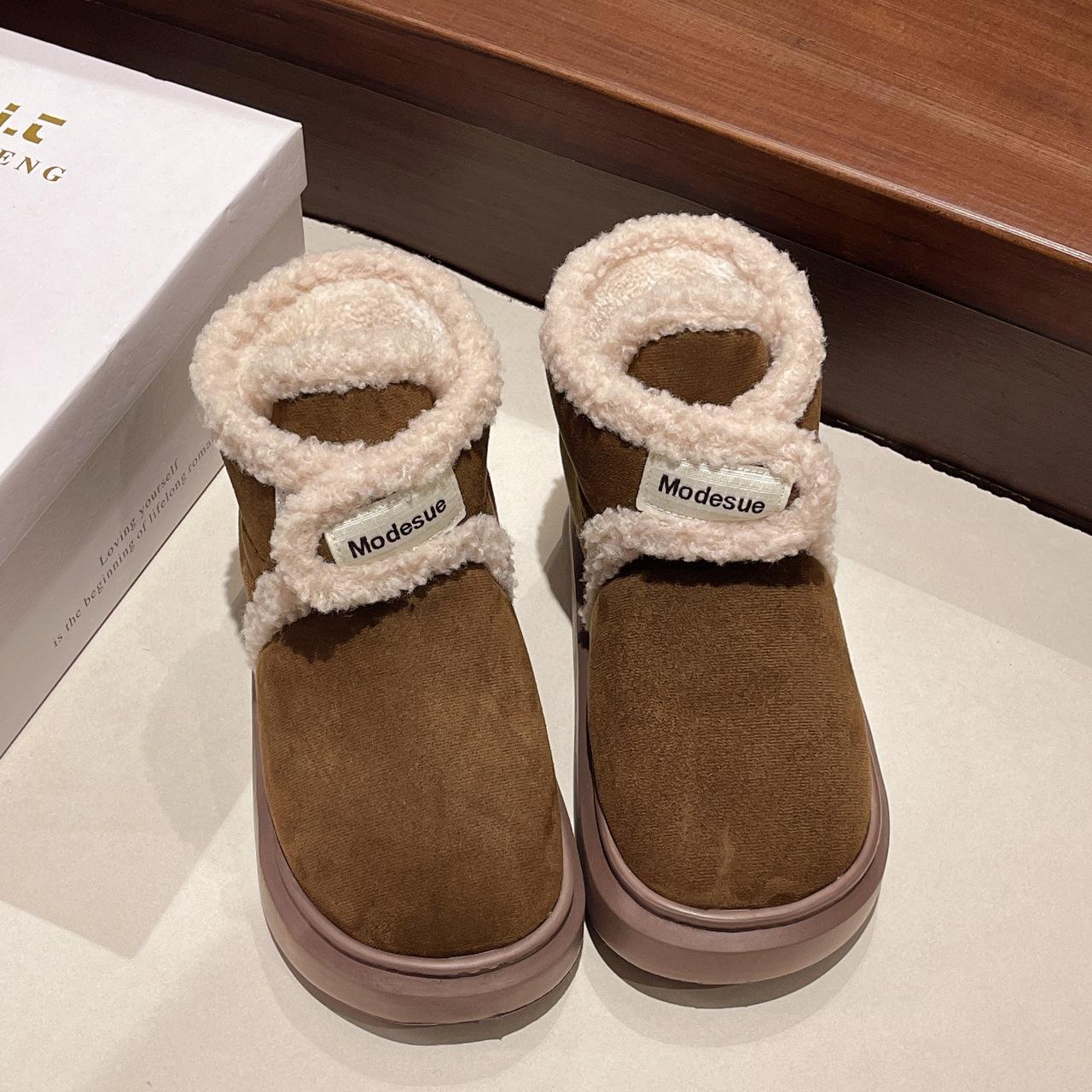 

Хутряні інтегровані платформні снігоходи жіночі зима 2025 новинка Інтернет-знаменитість нагромаджені потовщені хлібні Північно-східні великі бавовняні черевики 41 хакі