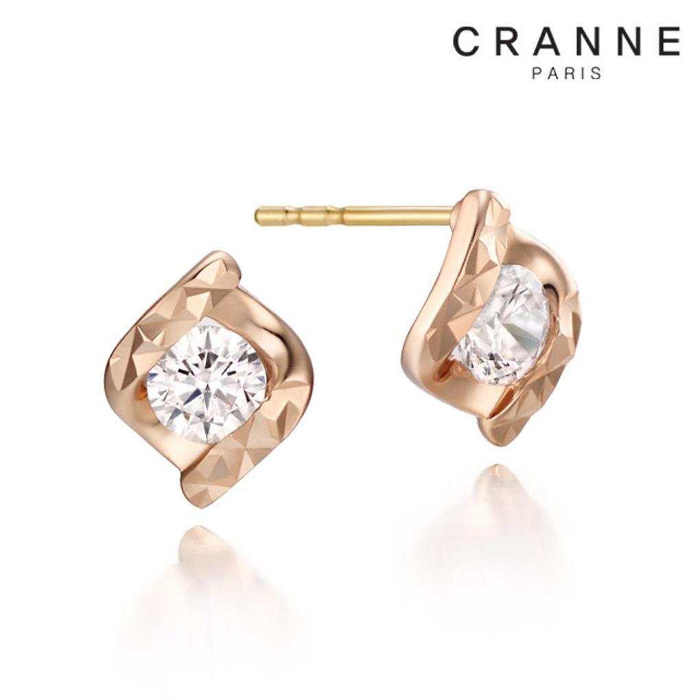 14K Point Earrings C24EG167