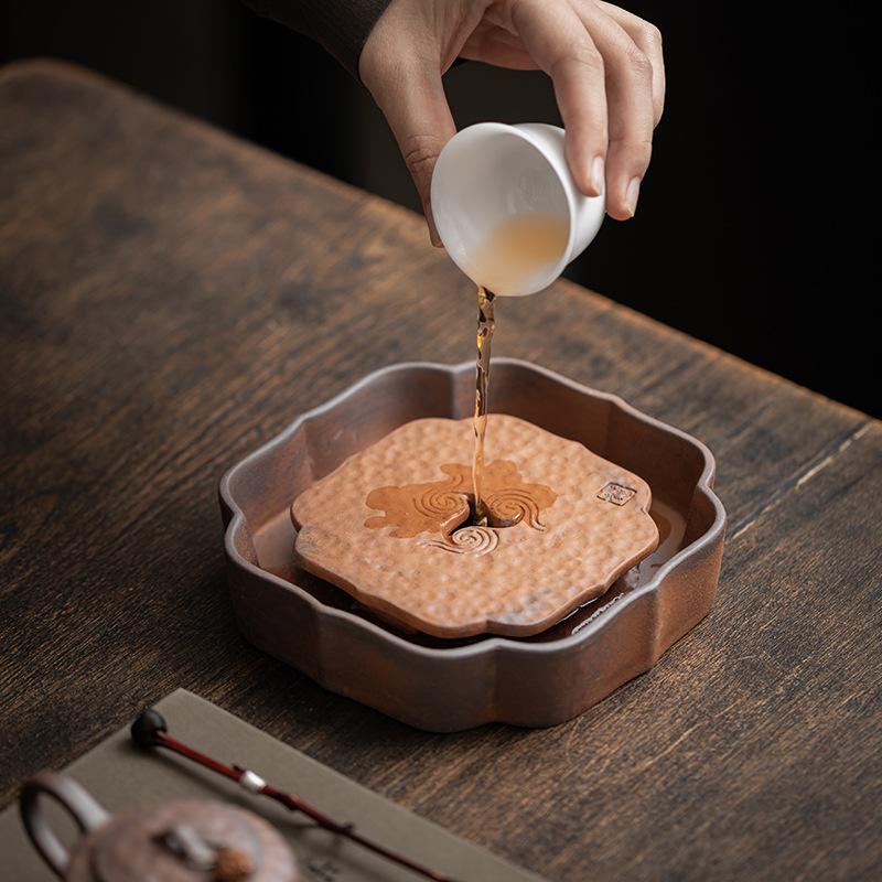 Chinese Ceramic Tea Tray, Auspicious Cloud Design Pot Stand & Drip Tray for Kung Fu Tea, Zen Tea Ceremony Accessory, Retro Style