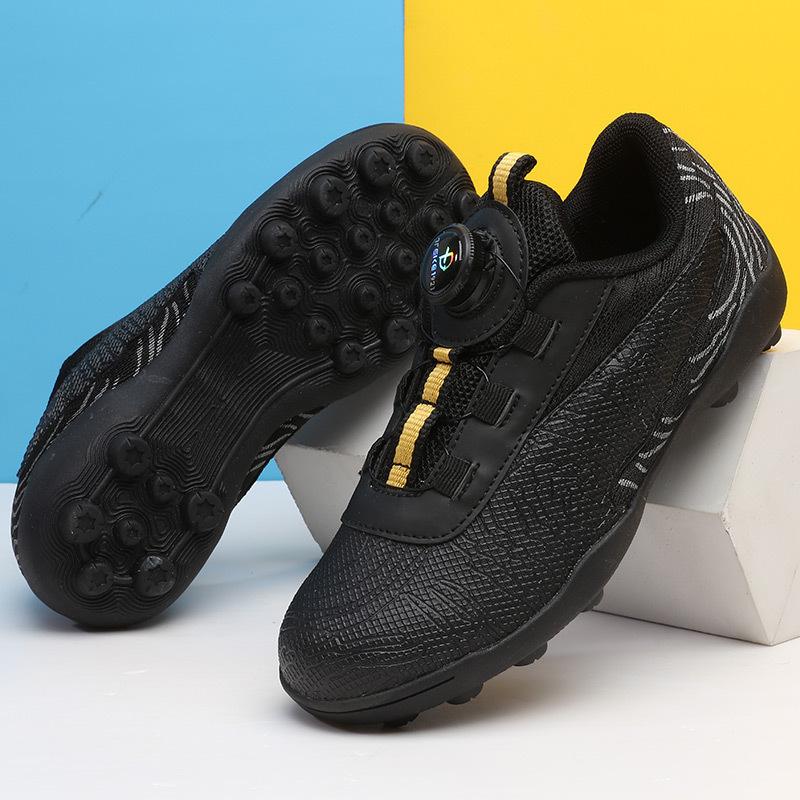 Elementary school students smash training nails low price spinning sneakers men's buttons World Cup football shoes girls