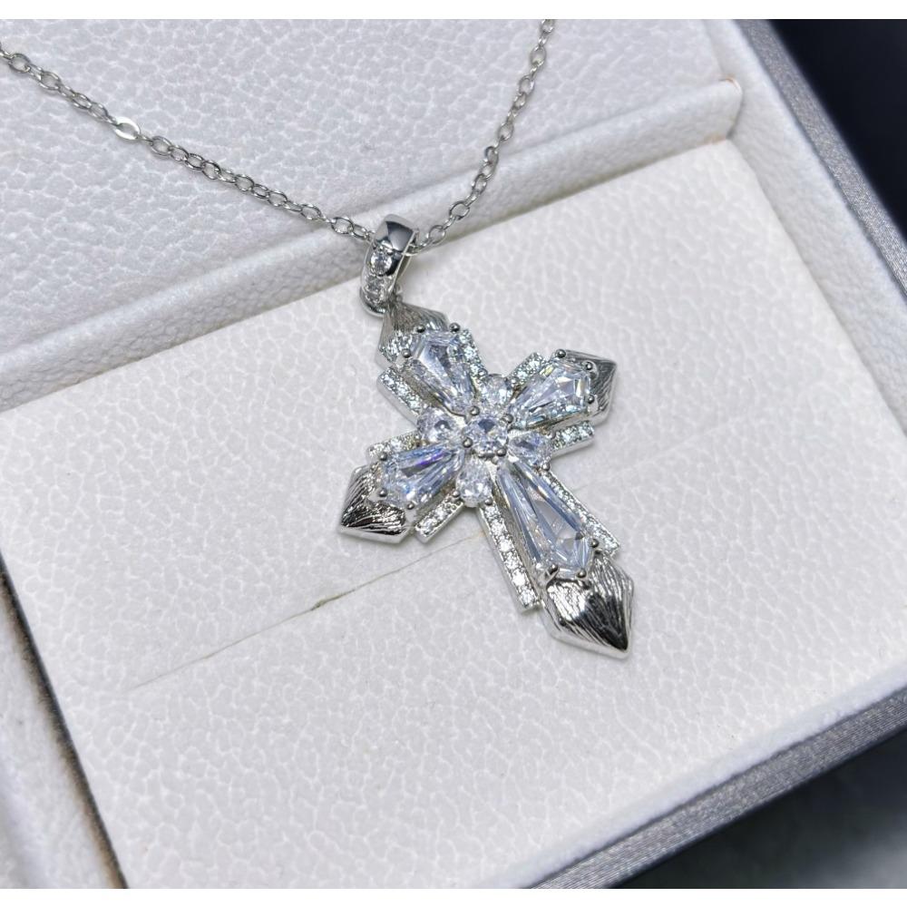 Cross Pendant Vintage Classic Women's Necklace