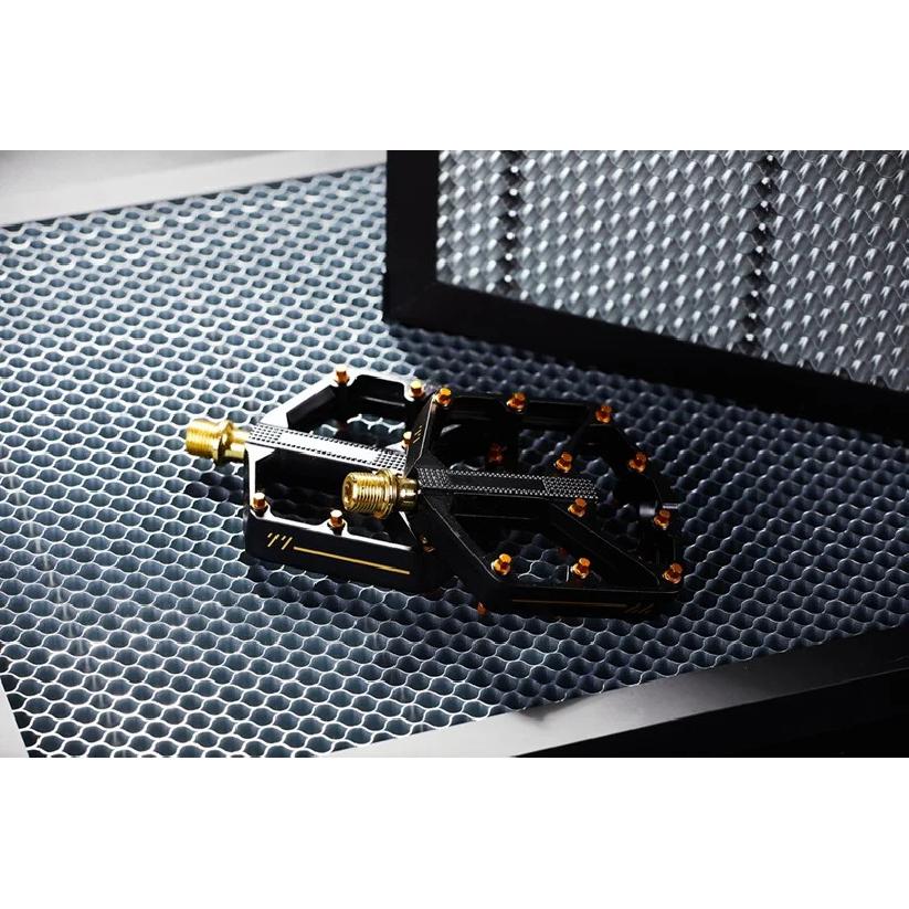 Bicycle Gold Pedals Aluminium Perrin Lightweight Wide Surface Non-slip Road Bike Racing Pedals Mountain Bike Pedals