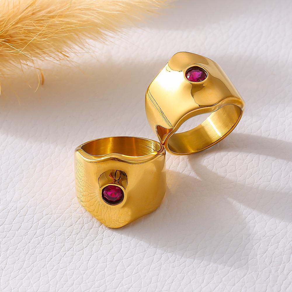 Elegantní evropský a americký šik zirkonový prsten - Široký pásek, Leštěný, Exagerovaný design, Nerezová ocel, Neblednoucí 18k pozlacení.