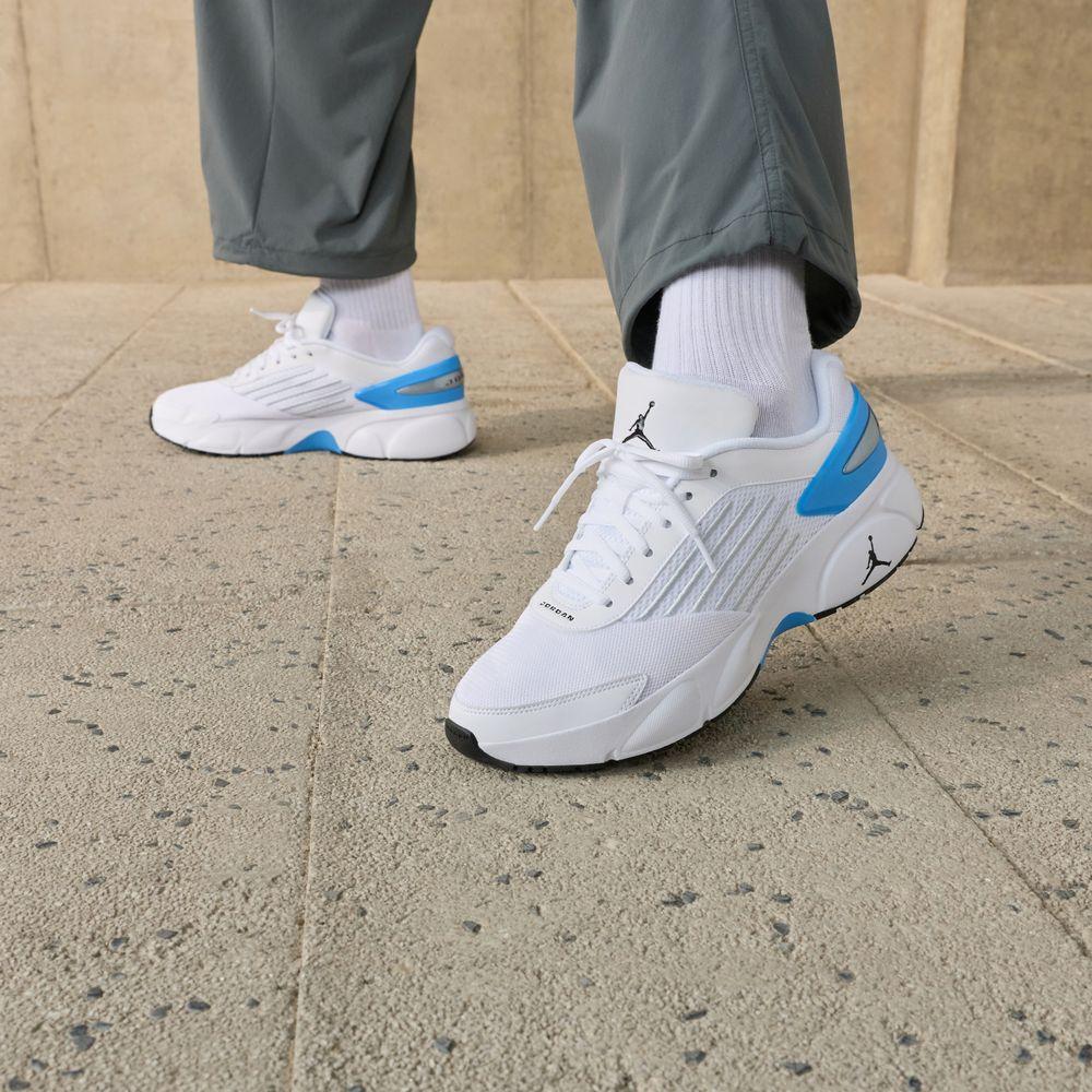Jordan Trunner Flow White University Blue 44