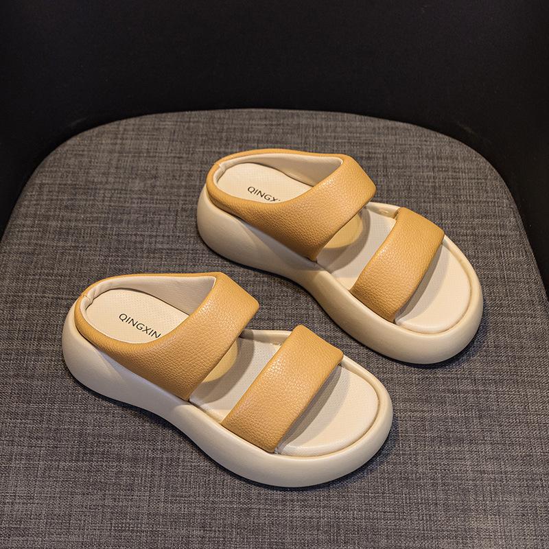The Same Style, Round Head Thick Bottom Wide Edge Double Word with Thick Bottom Soft Elastic Stepping On Shit Feeling Leather Cool Slippers Female