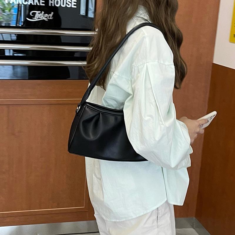 Folded Cloud Bag Women's Armpit Bag Niche Design Crossbody Versatile Small Bag 2 New Trendy