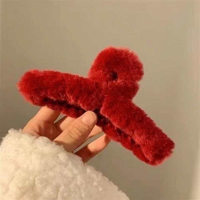 Kawaii Autumn Winter Fur Hair Claws Clip  Vintage Solid Hairy Shark Hair Clip Hairpin Korean Accessories For Women Girls