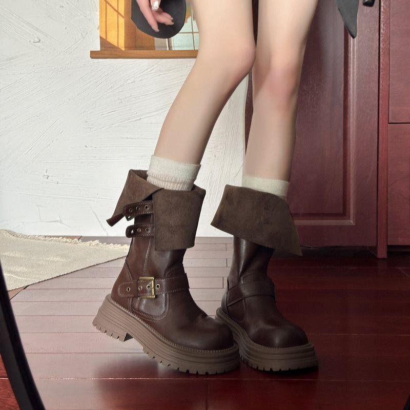 

Низкие сапоги до колена в британском стиле, рыцарские, на толстой, но небольшой подошве, новые женские ботинки на осень-зиму 2025 года, в стиле ретро 39 коричневый