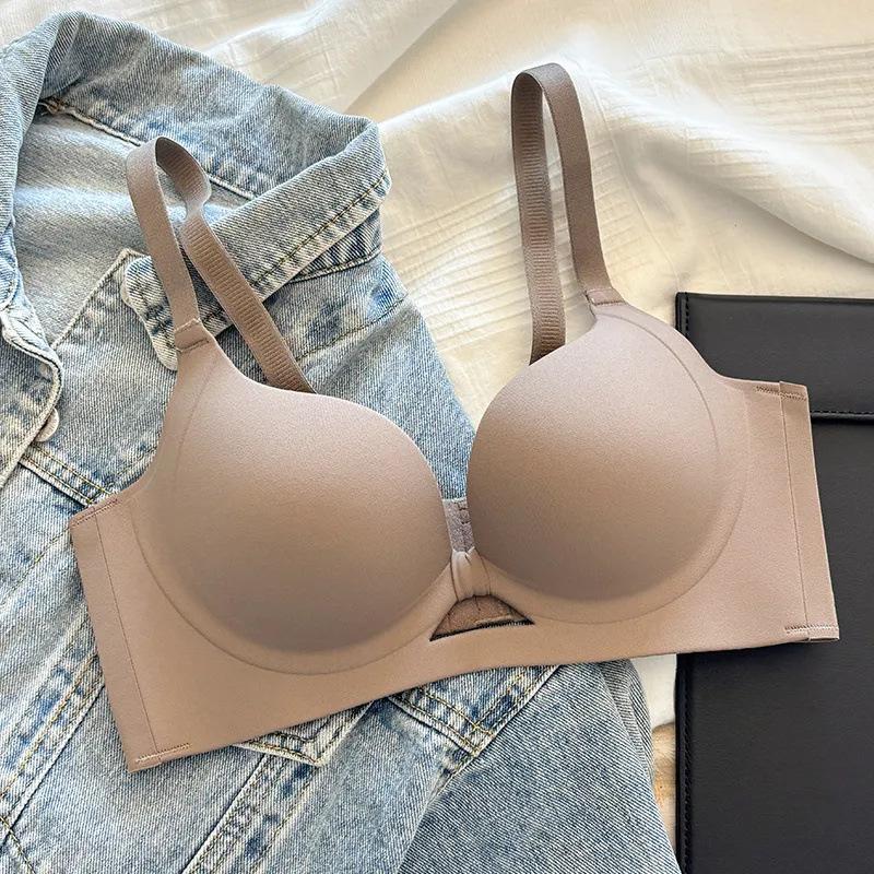 Traceless sexy underwear women's 1011 new small breasts gather, no steel ring, anti-sagging, sub-breast lift bra
