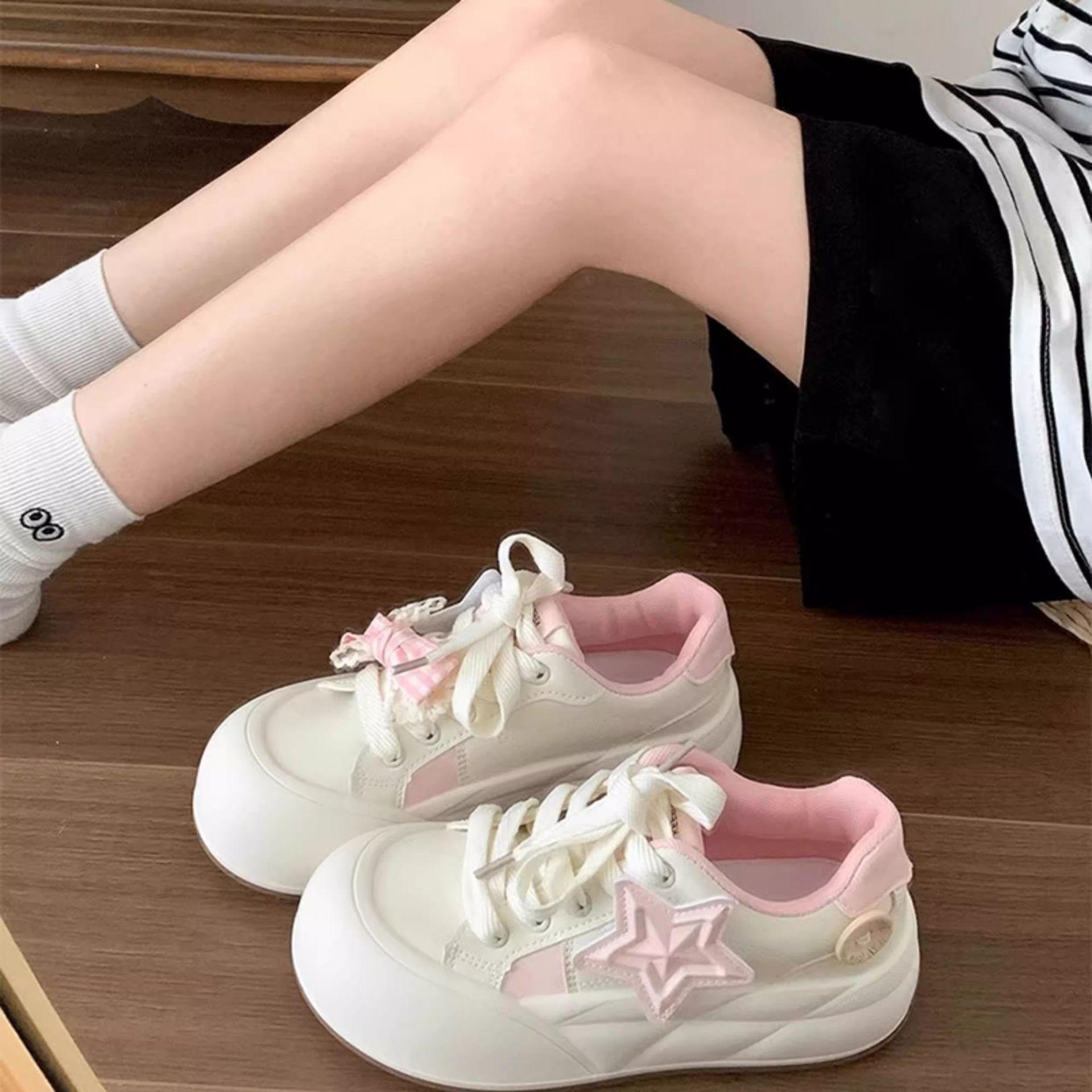 

Girls little white shoes 2025 new spring and autumn children s sports shoes medium and large children little girls board shoes platform casual shoes 28