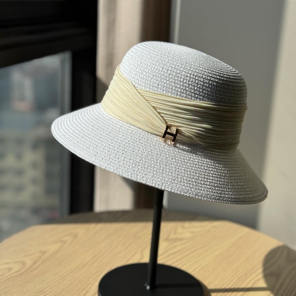 New French Straw Hat Women's Summer Seaside Sun Hat Beach Vacation Basin Hat Shade